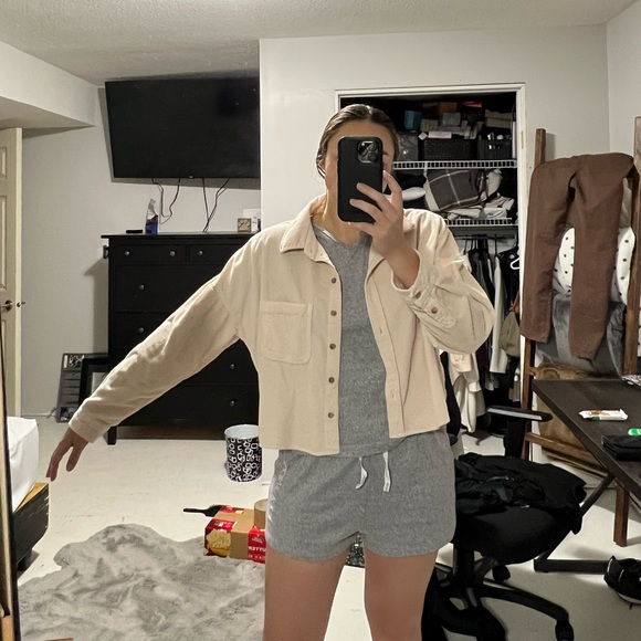 Crop style corduroy shirt - Picture 4 of 5